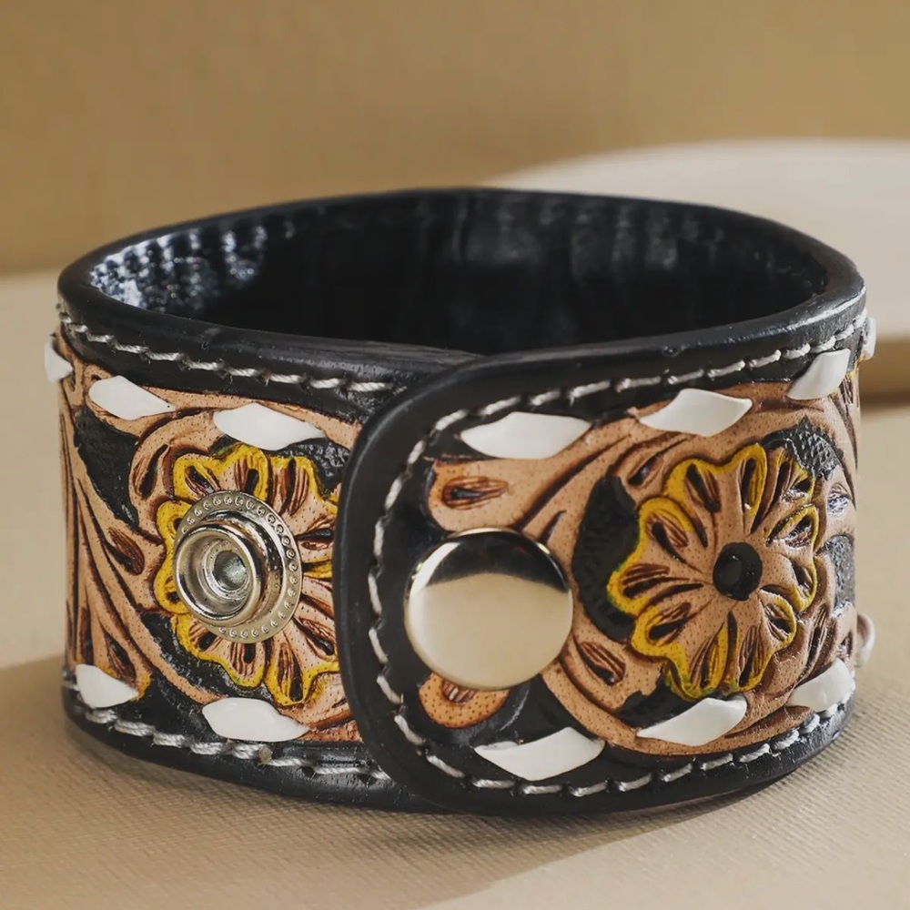 Tooled Leather Floral Embossed Bracelet Black and Brown NWT - Picture 5 of 14